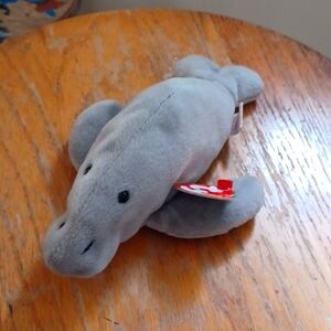 Ty 1995 Manny the Manatee RARE FIND!! VINTAGE Beanie Baby; Limited Ed.; Retired